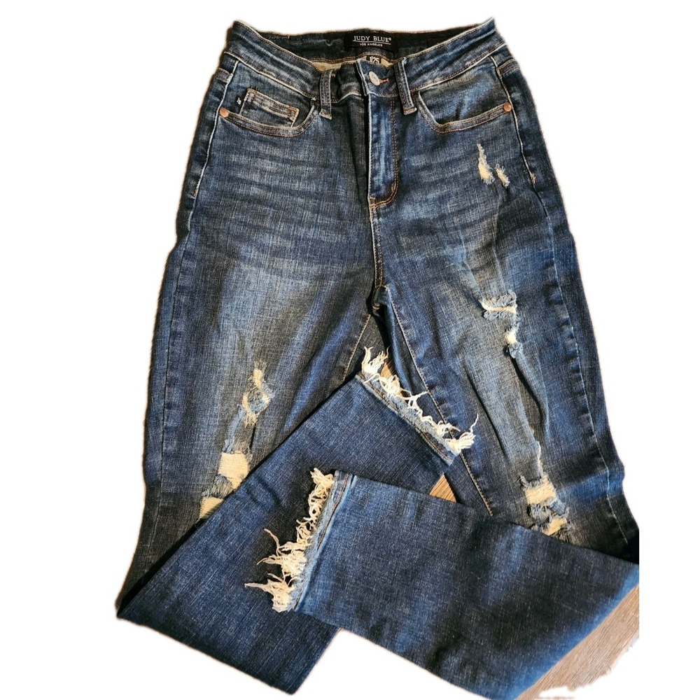 Judy Blue Relaxed Fit Ankle Skinny Jeans Women's Size 1 / 25 Raw Hem Denim